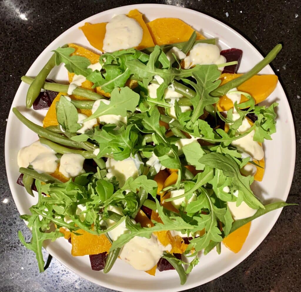 샐러드(salad)란? 어원과 역사&10가지 샐러드 종류 8 그린샐러드-로켓 양상추...