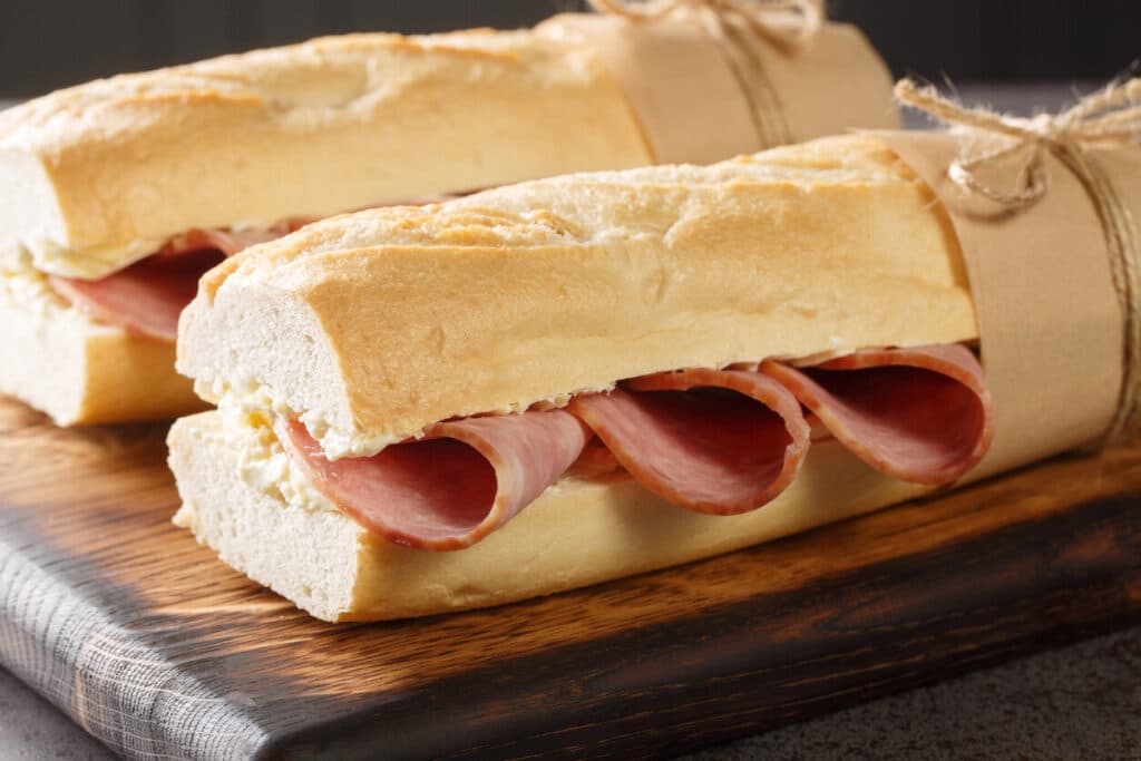 샤퀴테리 종류 15가지 맛과 역사 4 샤퀴테리>잠봉뵈르 샌드위치(Jambon-beurre, 햄-버터)