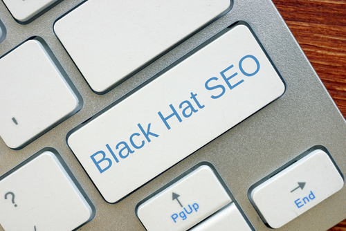 SEO 클로킹이란? 피해야 할 3가지 사항 3 Black Hat SEO(키보드)