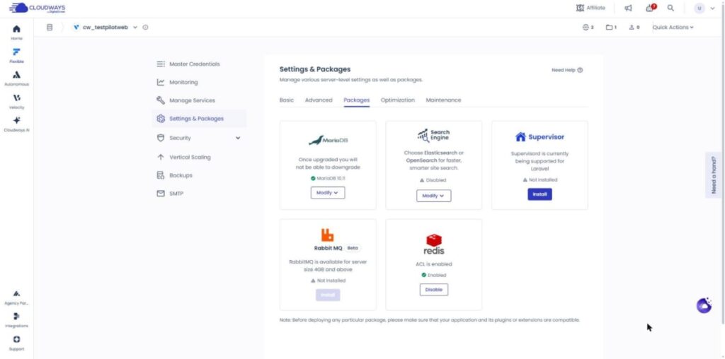 Écran Settings & Packages : onglet Packages avec seulement les cartes MariaDB, Search Engine, Supervisor, Rabbit MQ et redis, sans entrée PHP, menu du serveur à gauche