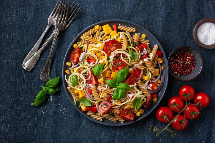 토마토 푸실리 야채 Salad