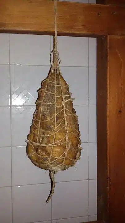 샤퀴테리 스팔라 크루다[spalla cruda] or 피오코