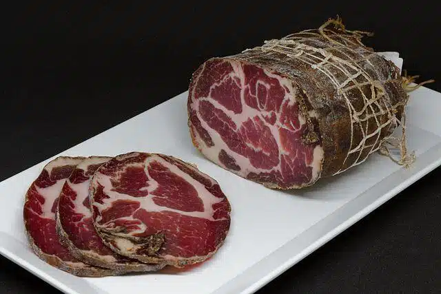 샤퀴테리 코파[charcuterie coppa]