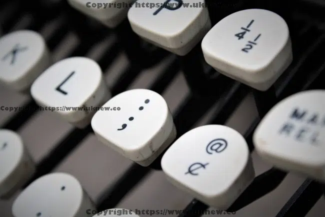 영어 문장부호 콜론(:) 세미콜론(;) 뜻과 사용법 1 콜론(colon)&세미콜론(semicolon)-키보드